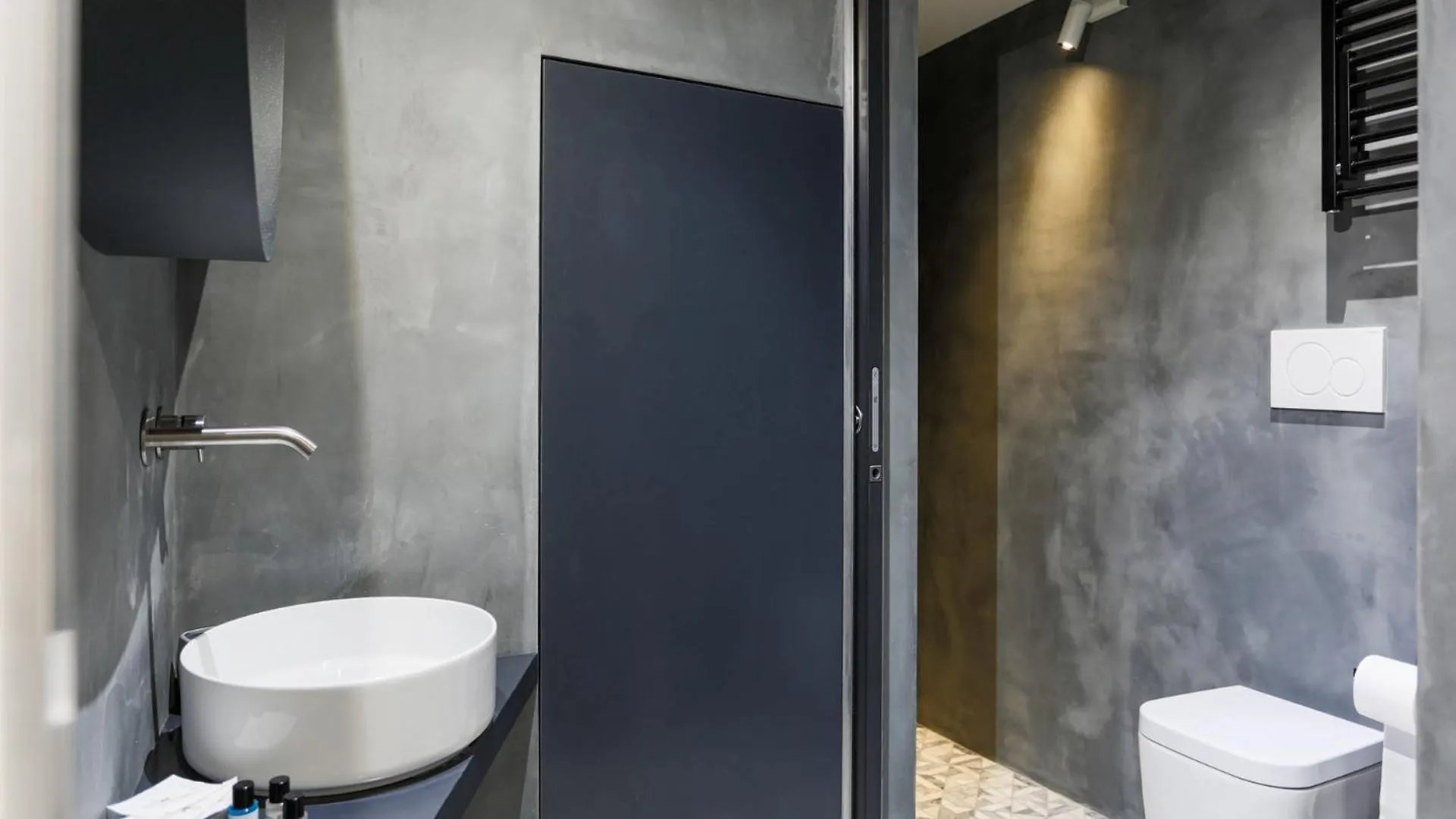 Appartement Tetodonpa - Suite Near Duomo Milaan